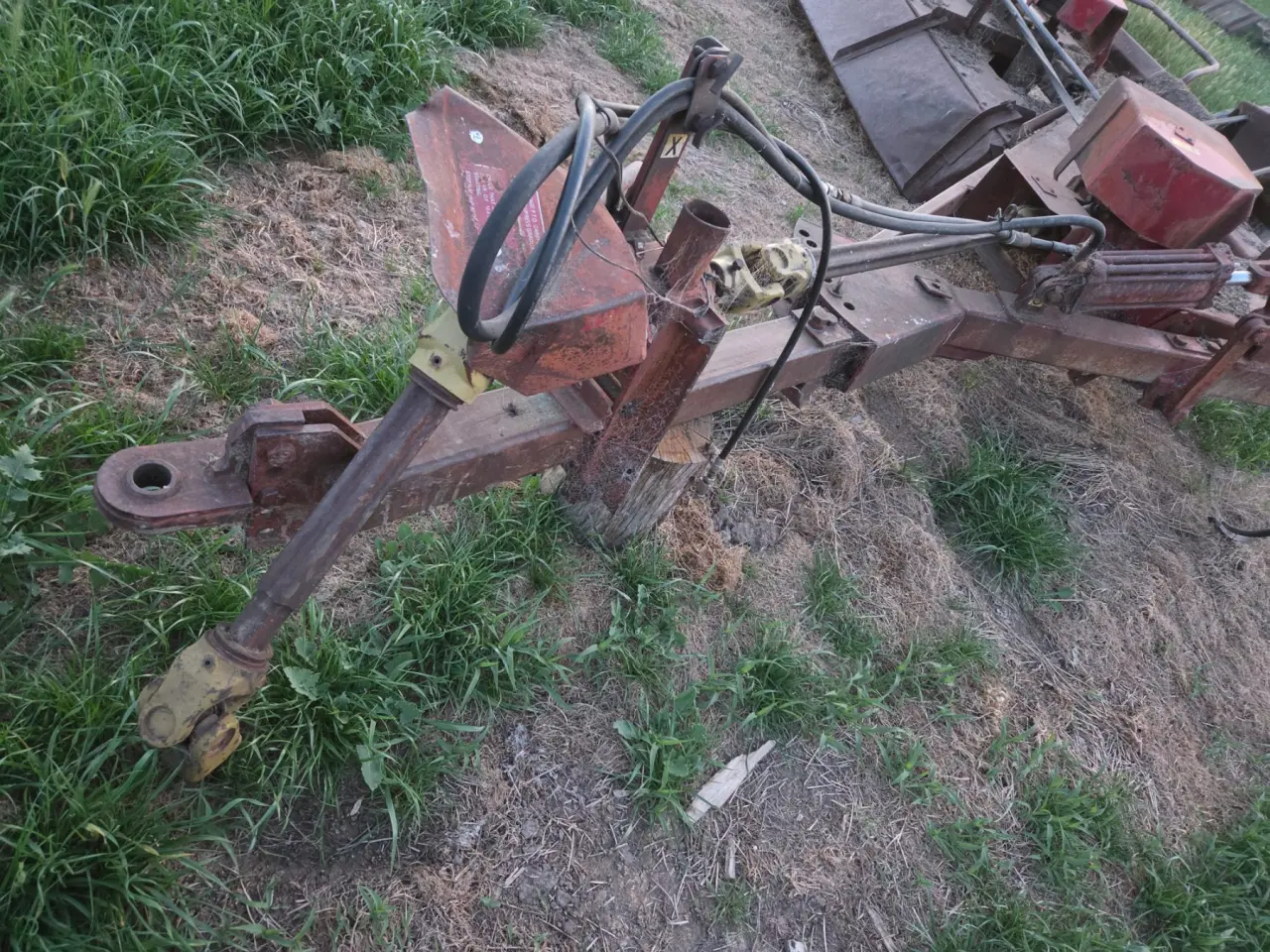 Used - Loxton 7 Disc Mower - photo 4