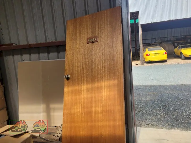 Timber Bathroom Door 81 x 200cm (Kyabram Vic.) - photo 2