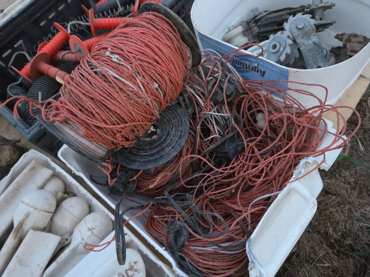 Used - Assorted Elec. Fence Hot Wire - photo 2