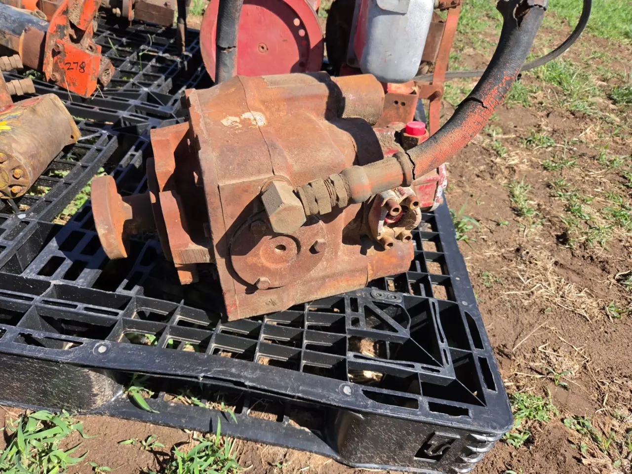 Used - Large H/duty Industrial Hyd. Multi Pump - photo 7