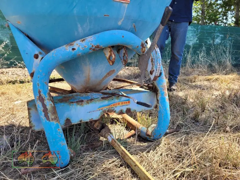 Gendore 1/2 Ton Fert. Spreader - photo 2