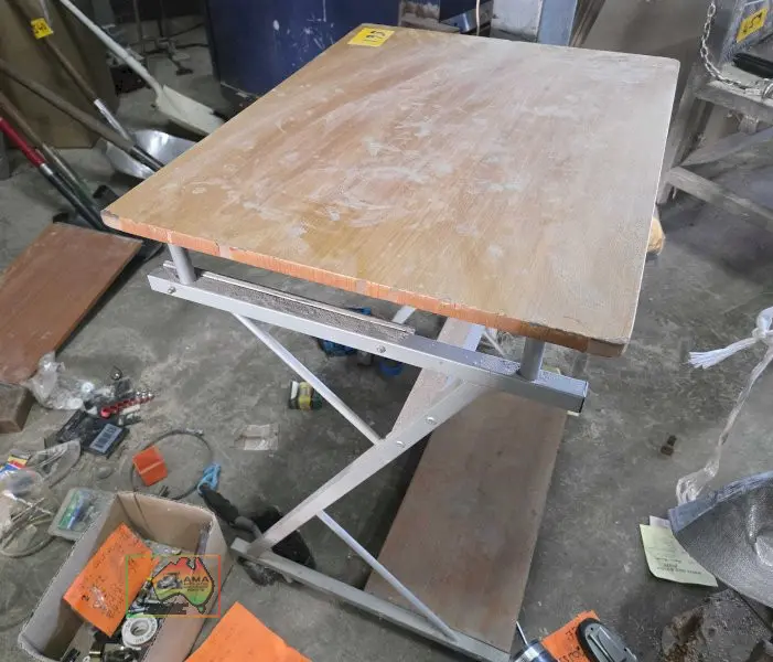 Small wooden desk top - photo 2