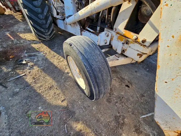 Ford Industrial Loader - photo 7