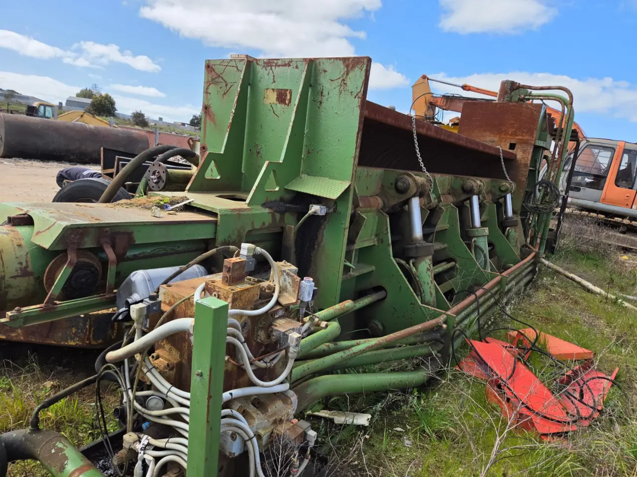 Sierra 500 Ton Scrap Metal Press - photo 1