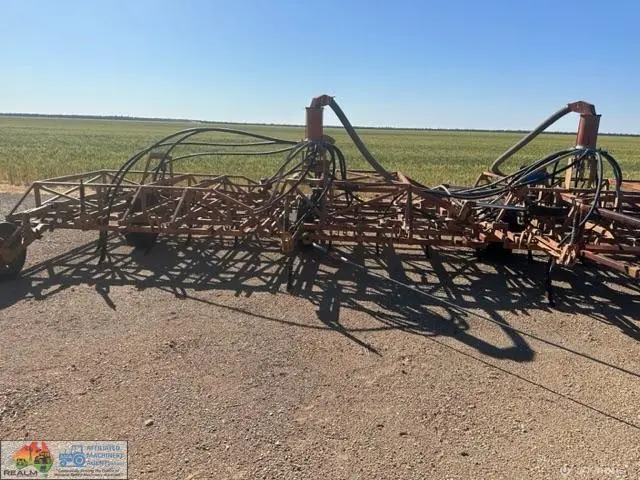 T 220 - Gyral Seeder zero till - 54 f - - photo 22