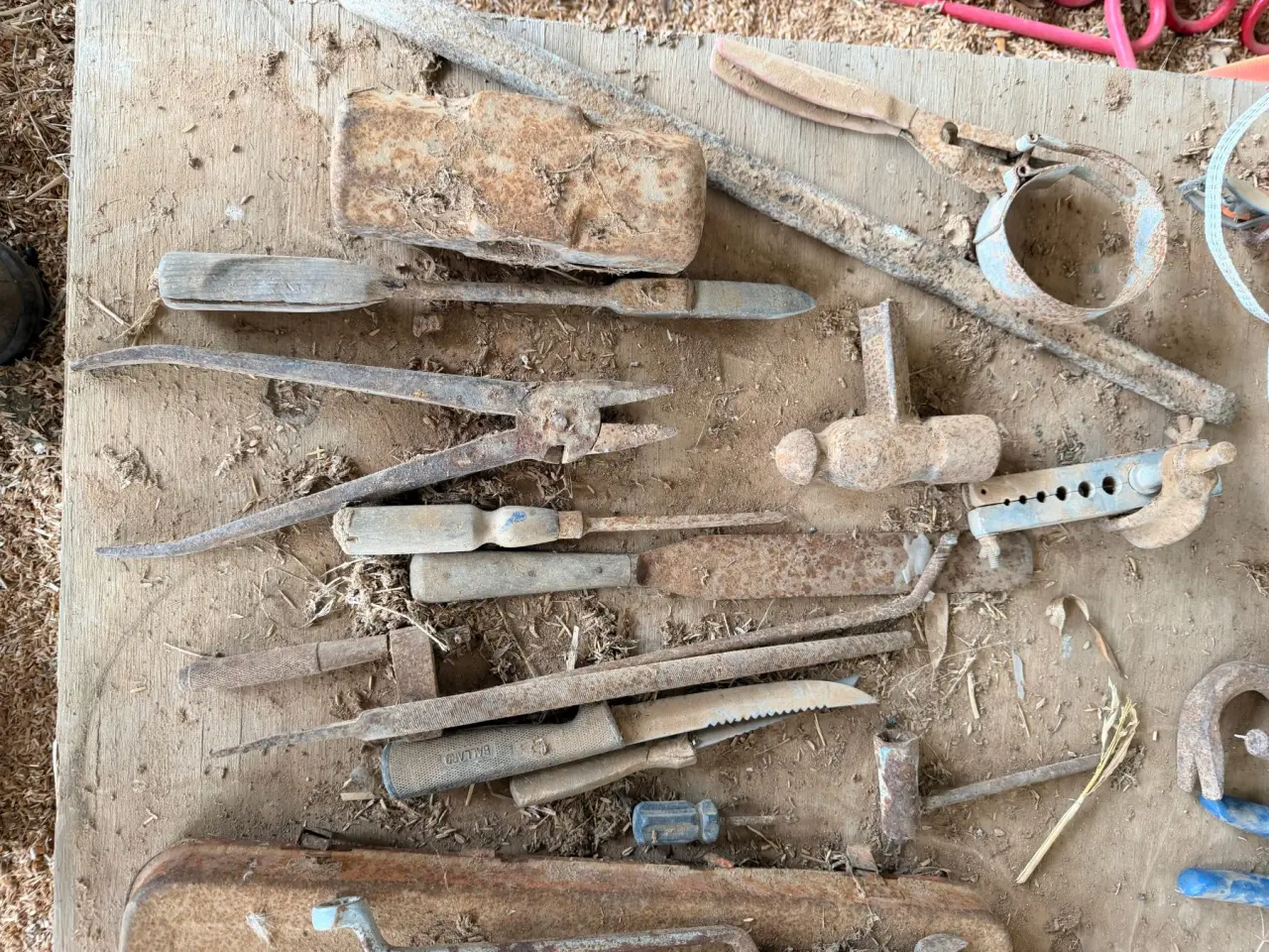 Pile of assorted old tools - photo 1