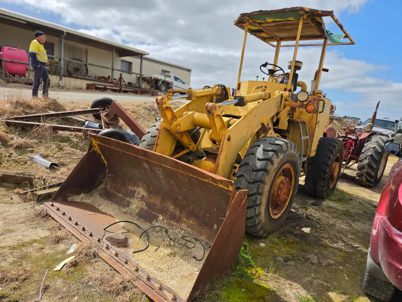 Clark 45B Articulated Loader - photo 2
