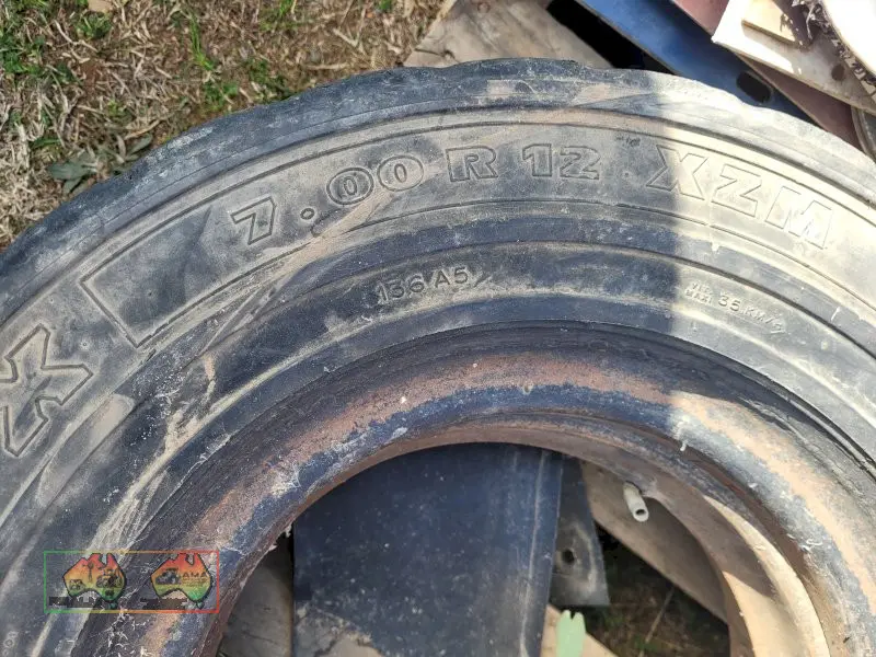 1x 7.00R12 Pneumatic Forklift Tyre - photo 2