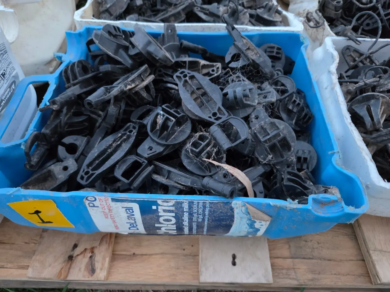 Used - Bucket (I) of Electric Fence Insulators - photo 1