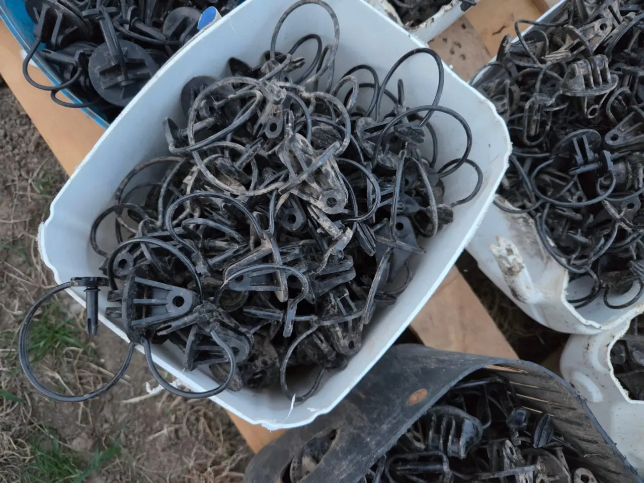 Used - Bucket (B) of Electric Fence Insulators - photo 2