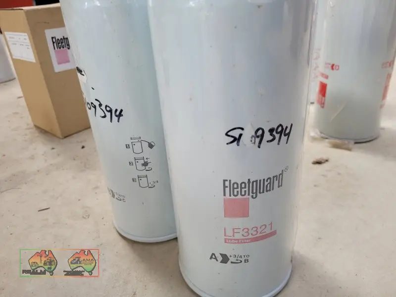 2x Fleetguard LF3321 Engine Oil Filter - photo 1