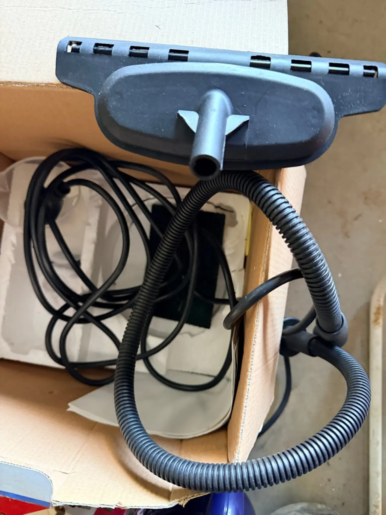 Lumina electric steam cleaner - photo 3
