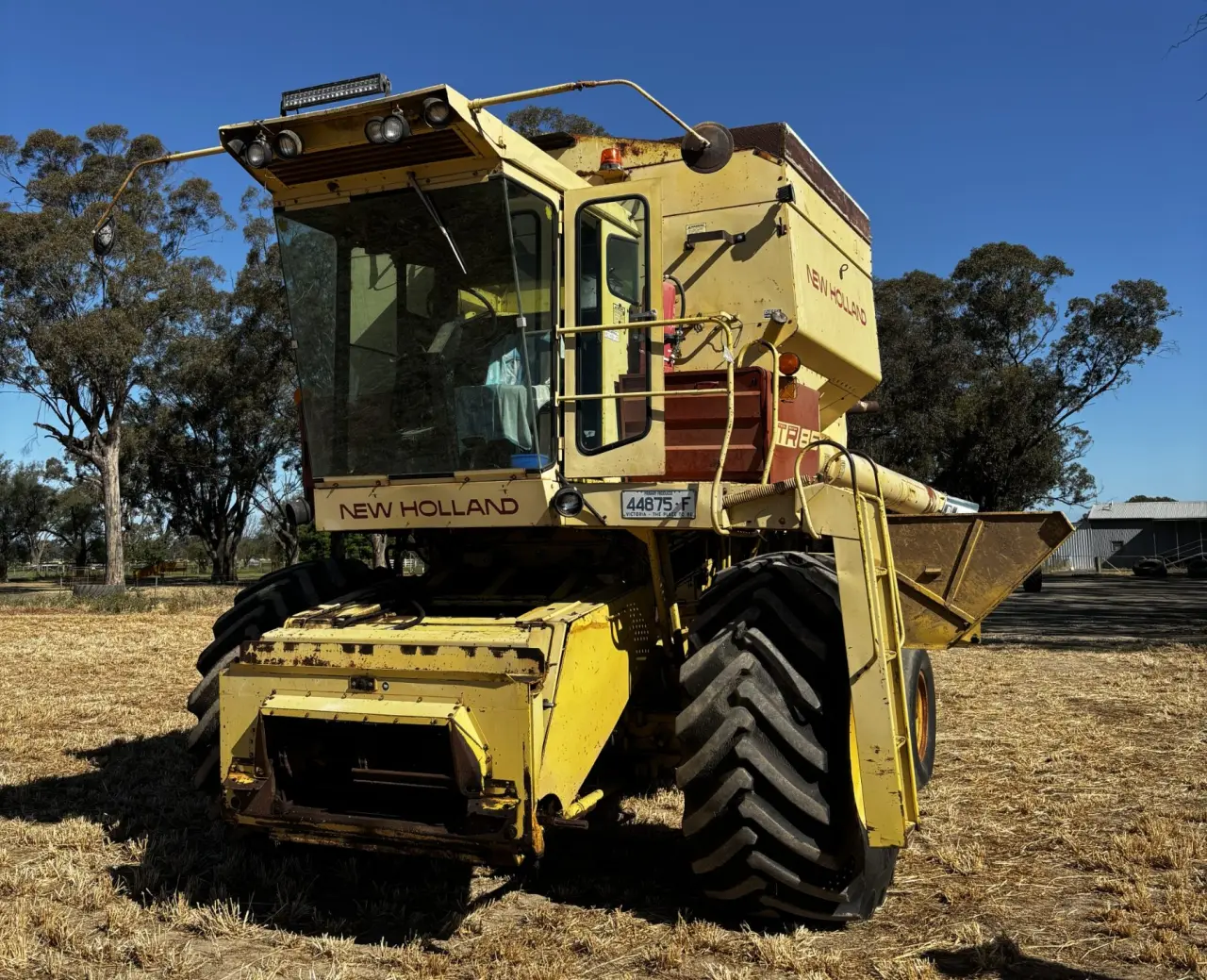 Used - New Holland TR-85 Auto Header - photo 2
