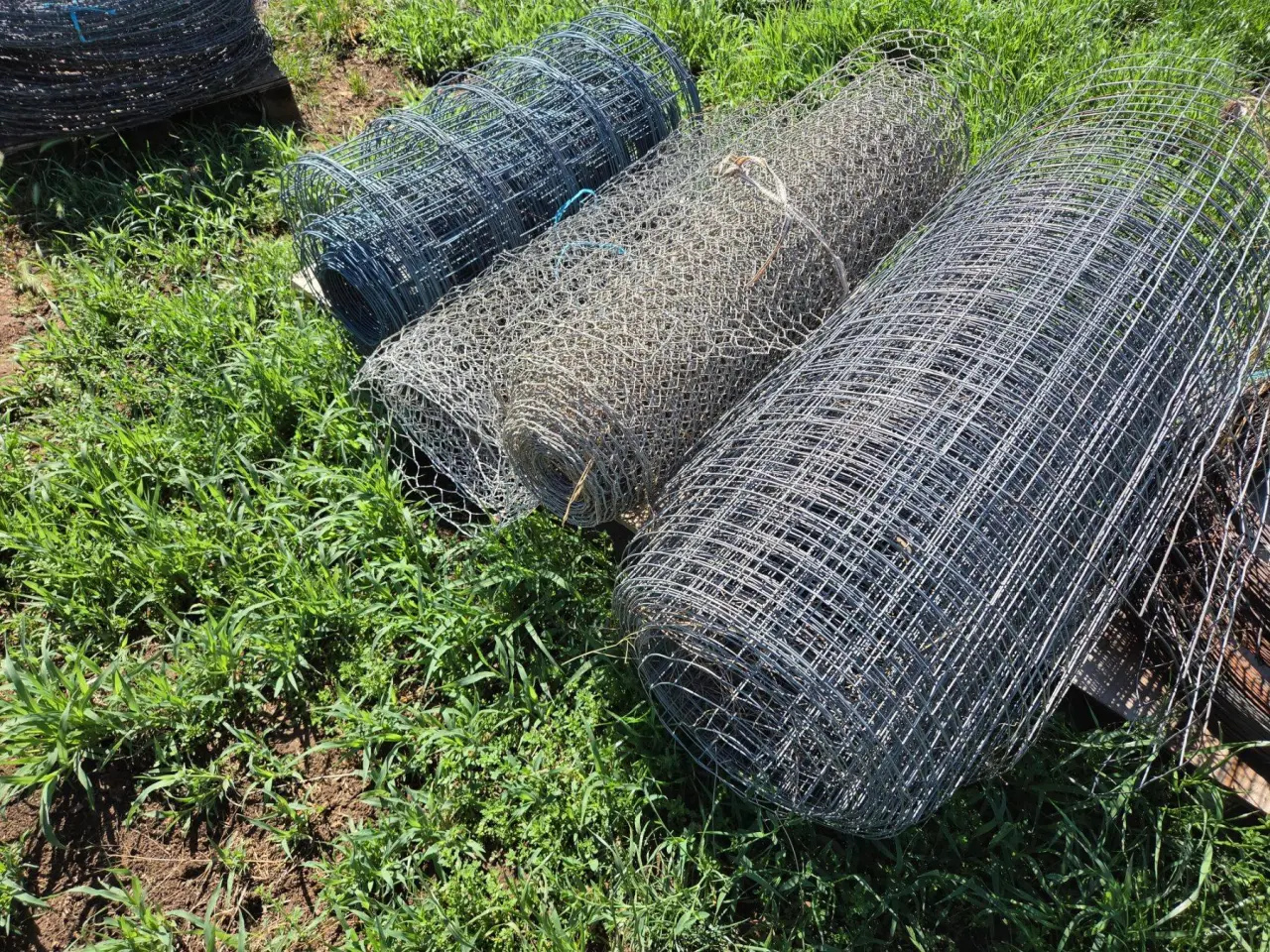 Used - 4 Rolls of Fabricated Wire - photo 4