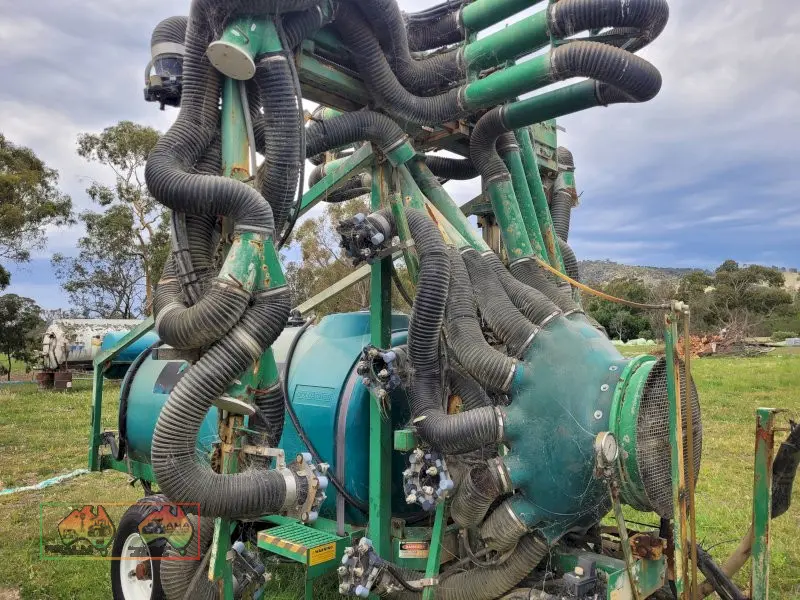 Goldacres 3000 Twin Canopy Vineyard Sprayer - photo 5