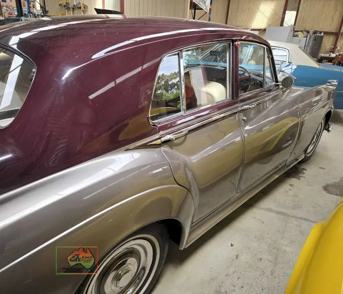 Fully Restored 1965 Silver Cloud III - photo 15