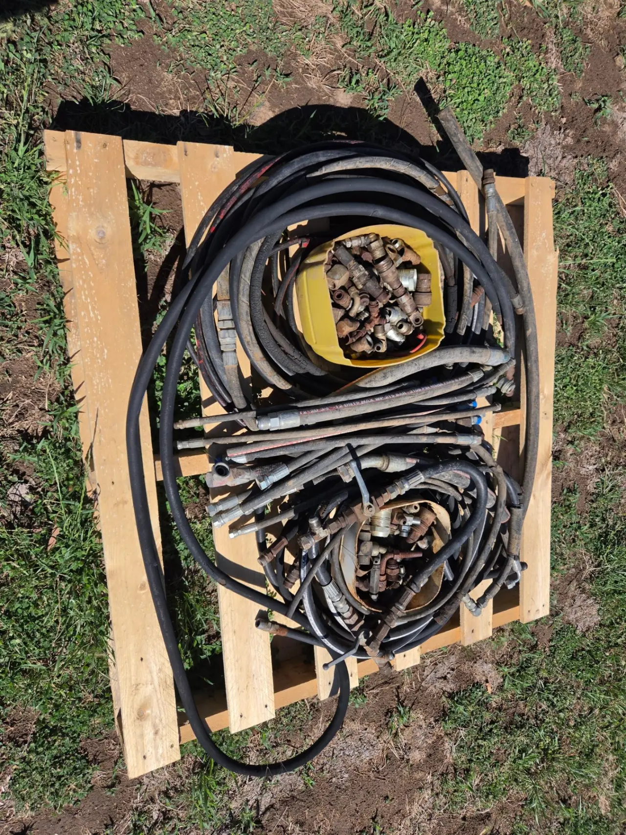 Used - Assorted Hyd. Hoses & Fittings - photo 2