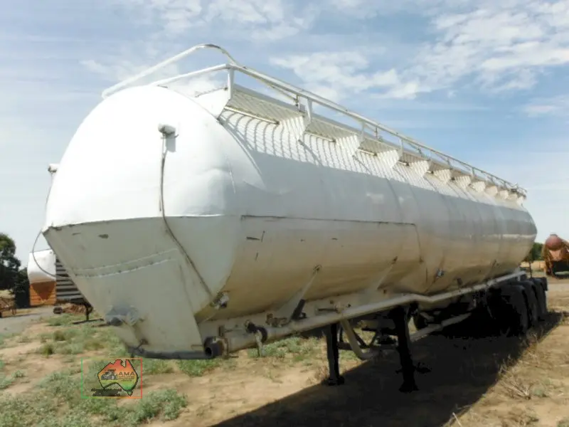 1994 Marshell Tri-axle Fuel Tanker - photo 2