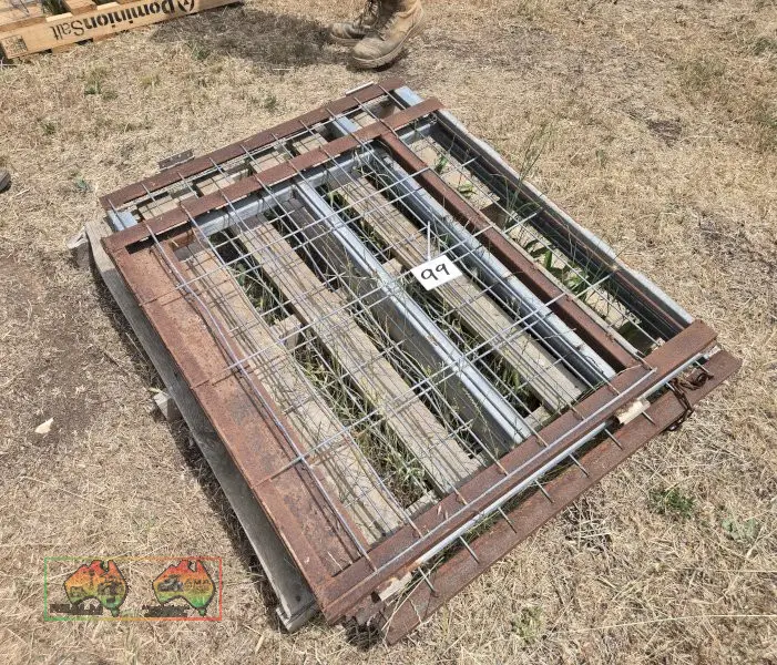 3x Mesh Panels - photo 3