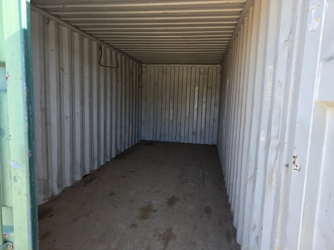 20ft Shipping Container - photo 2