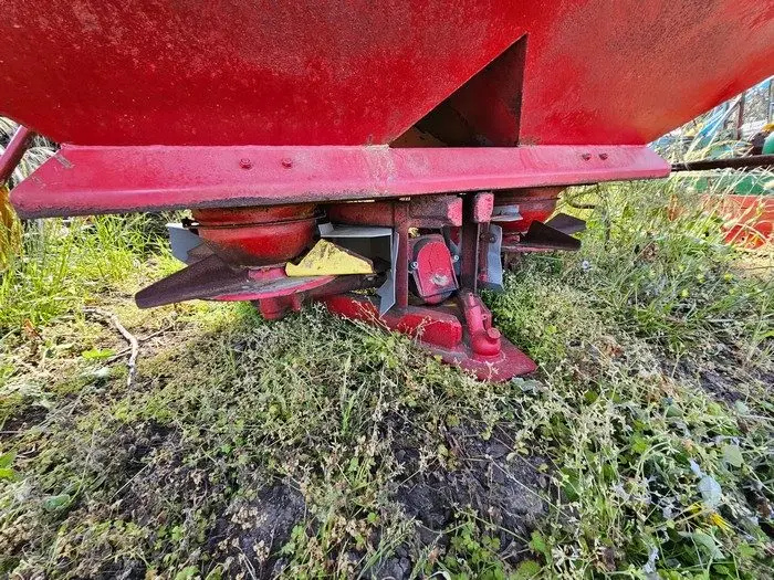 Lely 3PL GPS Fertiliser Spreader - photo 6