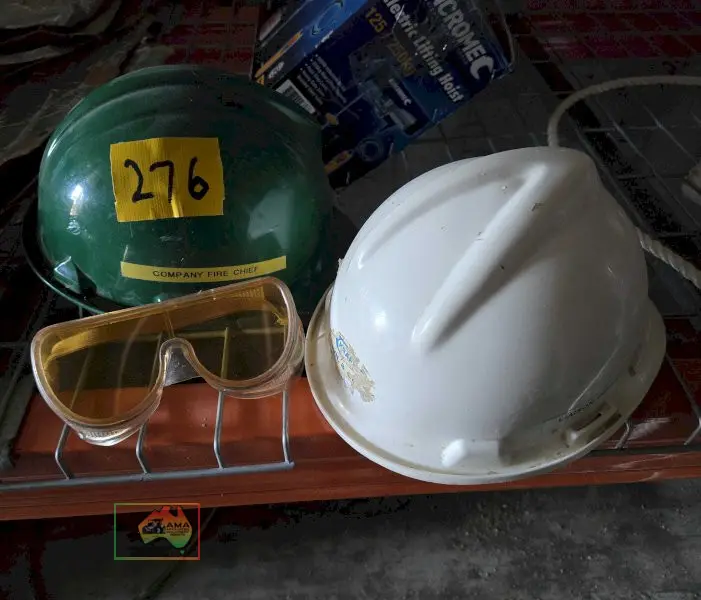 Safety helmets and goggles - photo 1