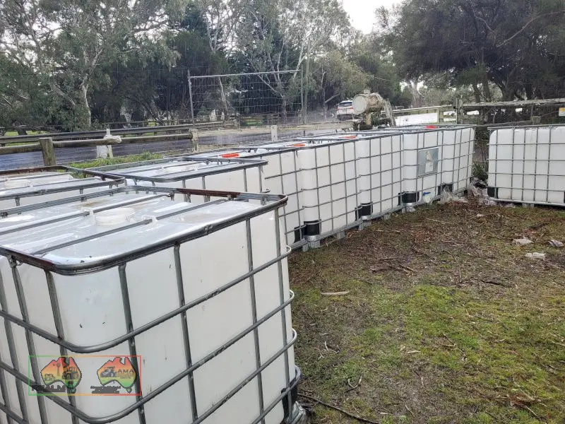 2x 1,000 Ltr Plastic IBC Drums - photo 3