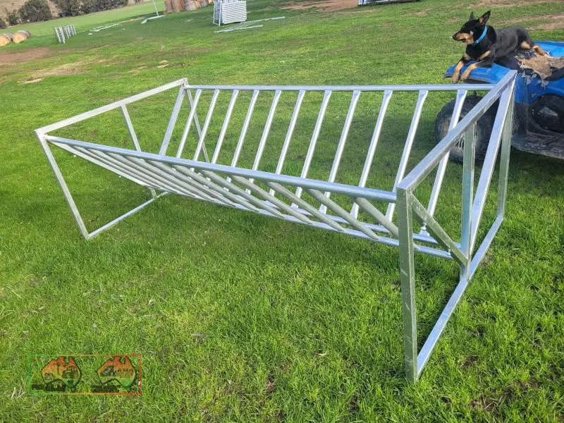 New Galv Sheep/Cattle Hay Feeder Rack - photo 4